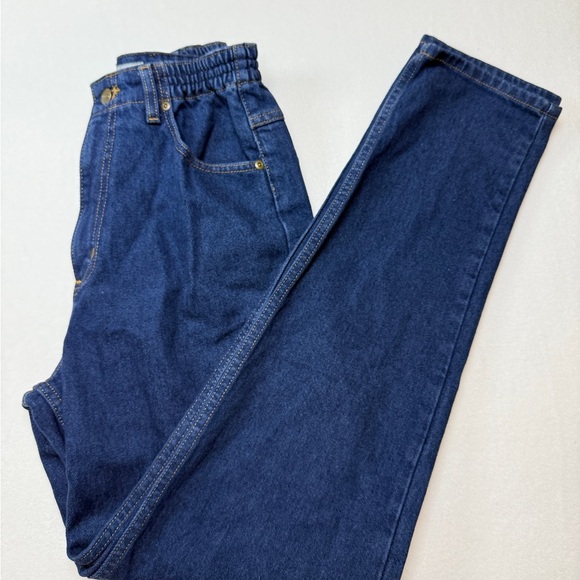 L.L. Bean Size 6 Maternity Jeans Classic Fit - Picture 1 of 5